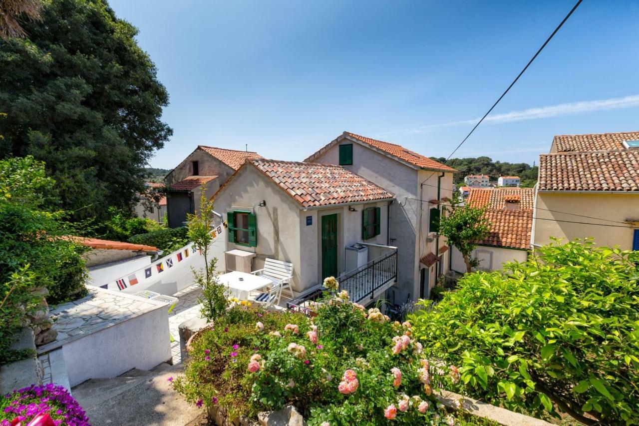 Apartments Nautica, Mali Losinj Luaran gambar