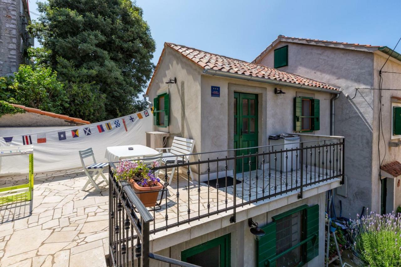 Apartments Nautica, Mali Losinj Luaran gambar