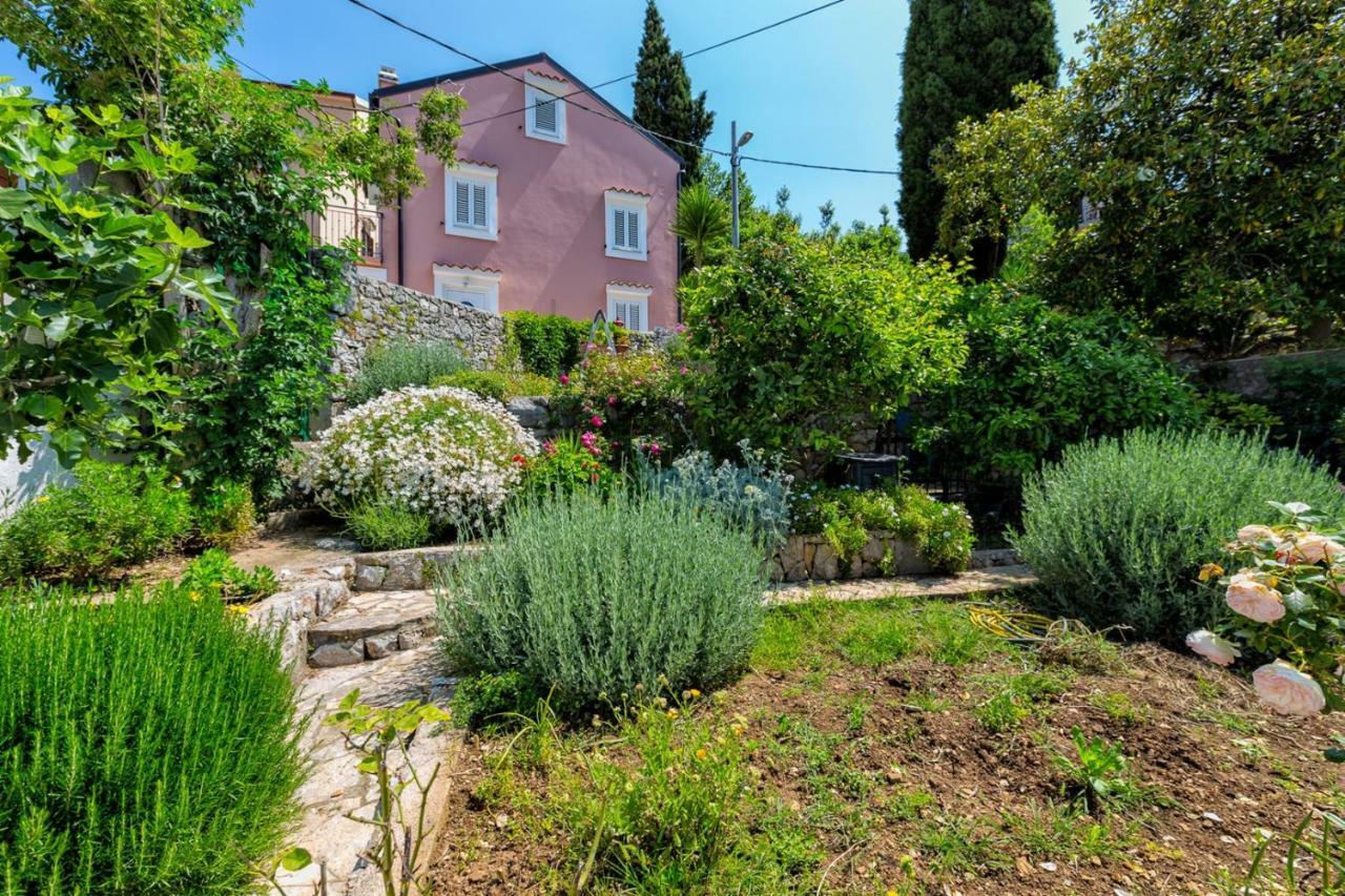 Apartments Nautica, Mali Losinj Luaran gambar