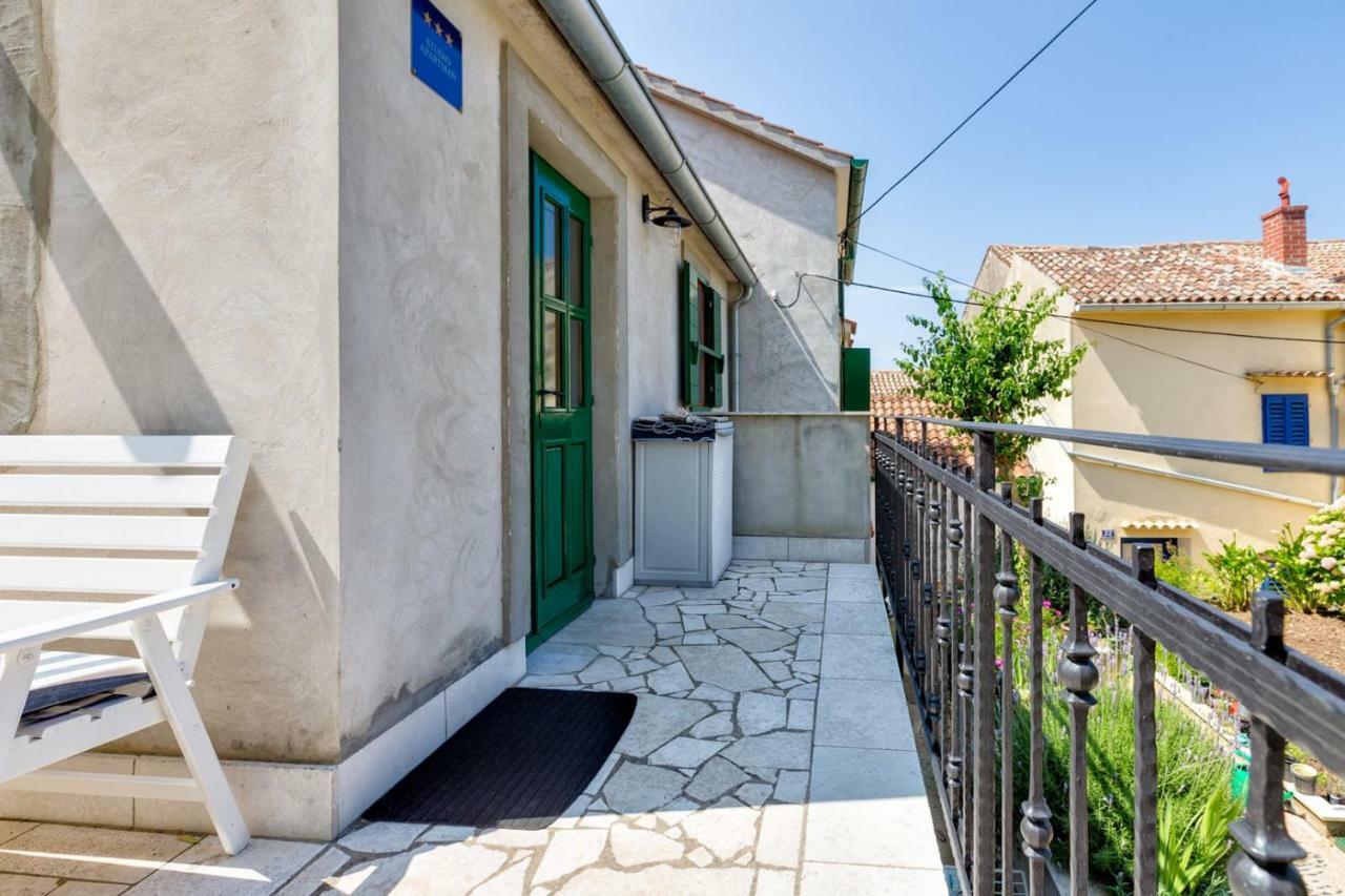 Apartments Nautica, Mali Losinj Luaran gambar
