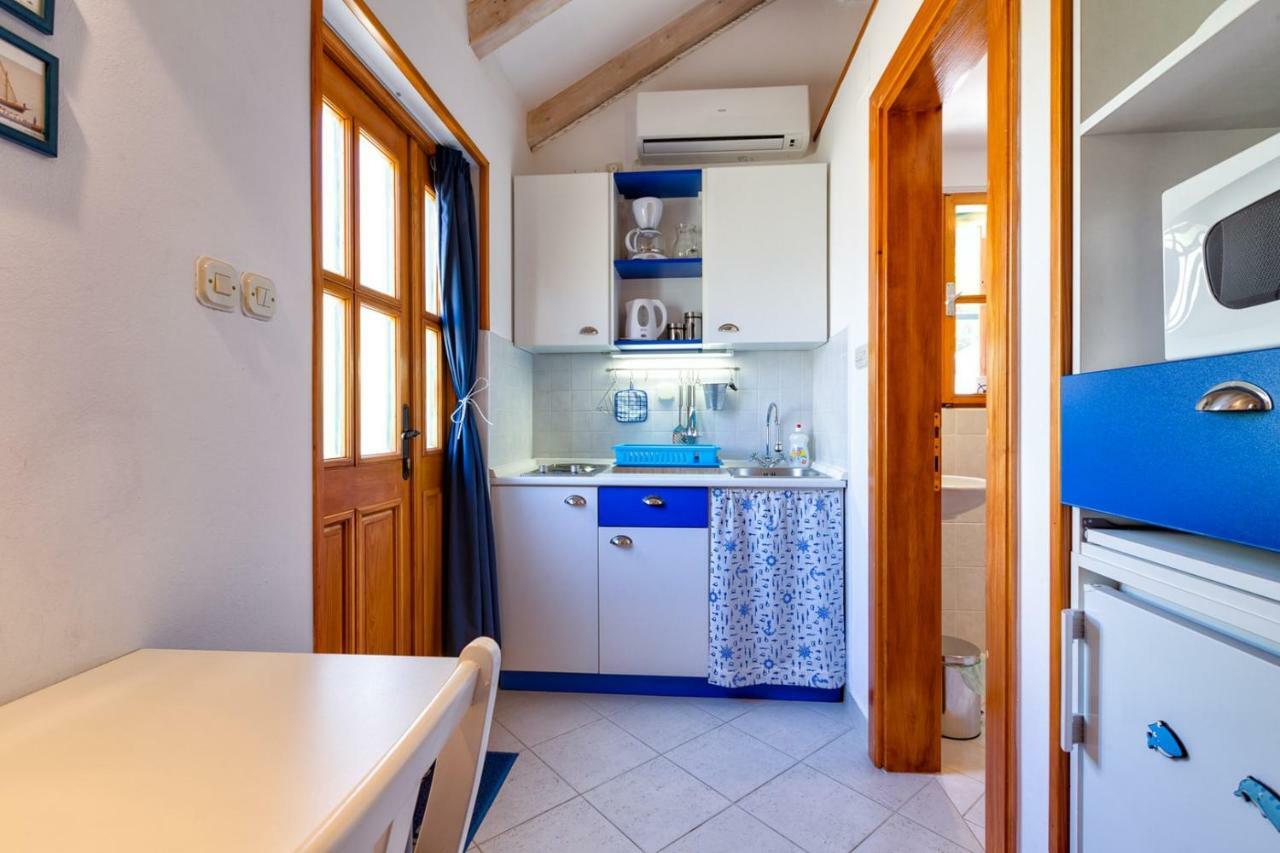 Apartments Nautica, Mali Losinj Luaran gambar