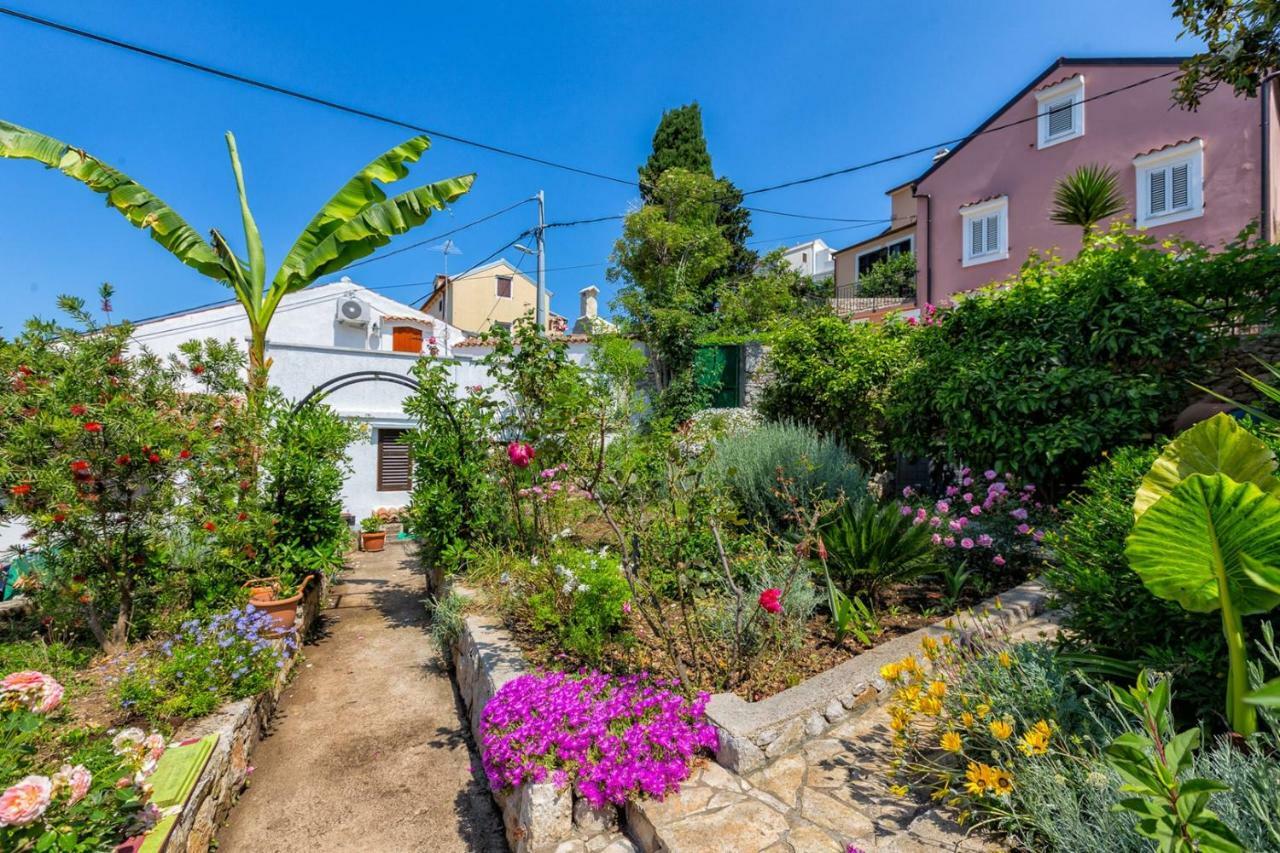 Apartments Nautica, Mali Losinj Luaran gambar